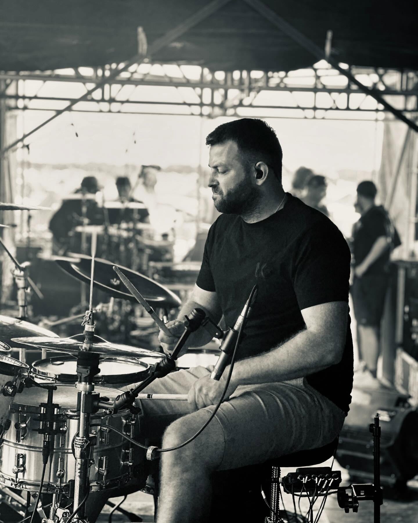 Give it up to our drummer Igor! Next show is on October 26th at Aera Wien!